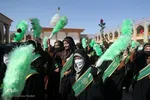 گلباران حرم های مطهر حضرت شاهچراغ (ع) و حضرت «ام احمد (س)»