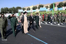 مراسم مشترک دانش‌آموختگی دانشجویان دانشگاه‌های افسری نیروهای مسلح با حضور فرمانده کل قوا