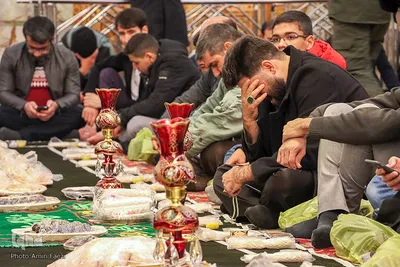 برپایی سفره حضرت ام البنین (س) در حرم مطهر سید میر محمد(ع)‎‎