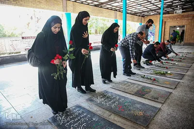 مراسم تجدید میثاق با شهدا با حضور جهادگران جهاددانشگاهی فارس