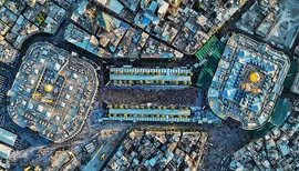 مراسم نماز عید قربان در جوار حرم امام حسین و برادرش عباس (ع)
