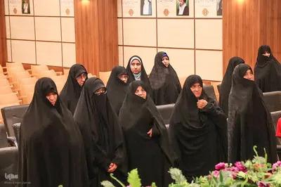 آیین رونمایی از کتاب «برای حق» در یزد‎