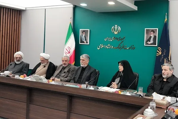 تقدیر از 5 بانوی حوزه مقاومت در همایش بانوان قرآن‌پژوه