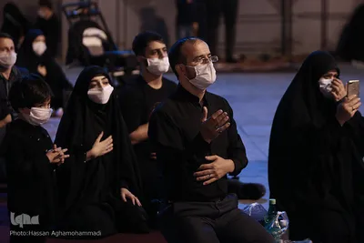عزاداری شب سوم محرم در میدان امام حسین(ع)