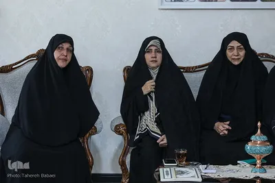 برپایی محفل بانوان فعال قرآنی در خانه شهید حاجی‌زاده