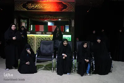 وداع با پیکر شهید مدافع حرم حمزه کاظمی