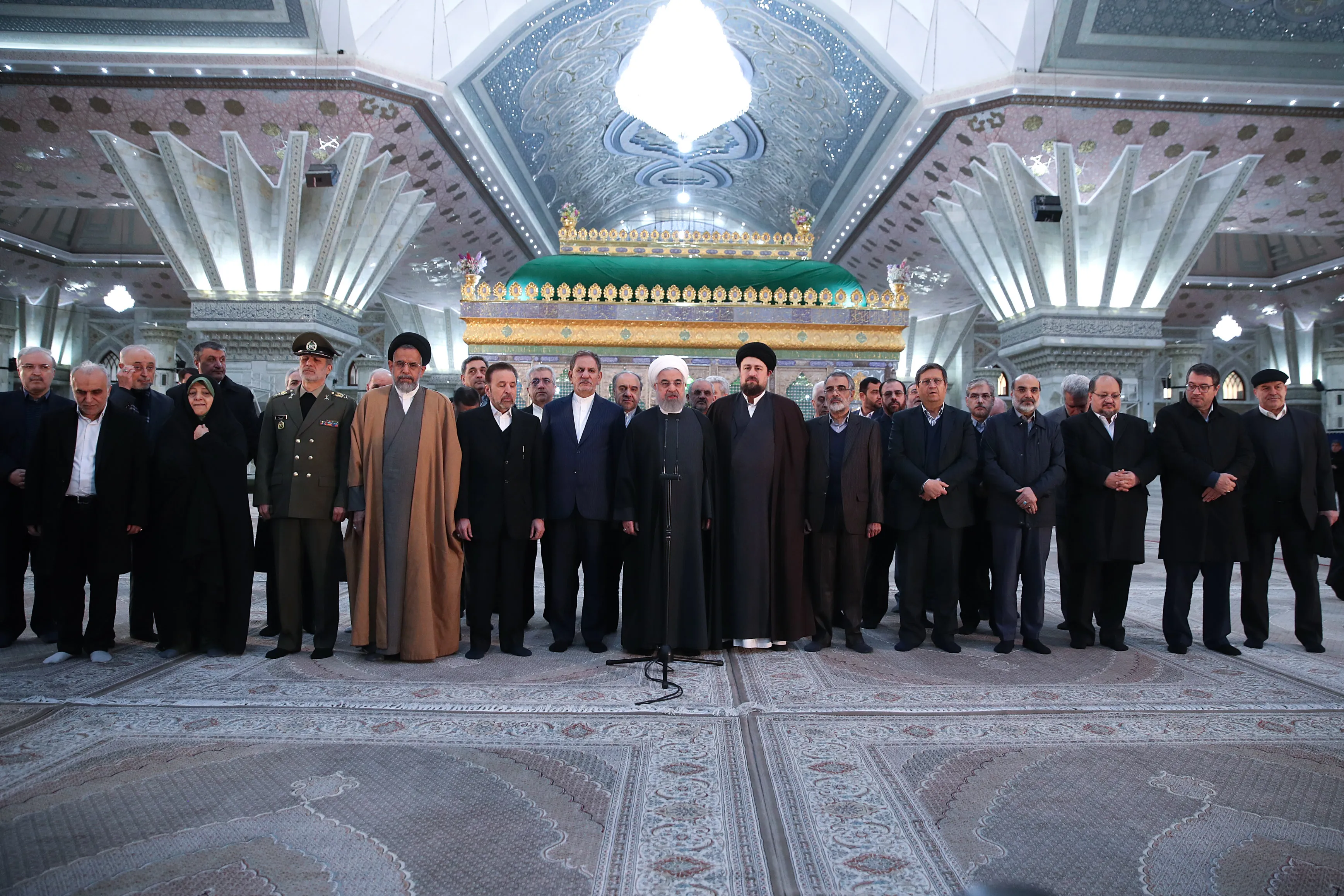 Según Rohani los iraníes continúan el camino seguido por el Imam Jomeini