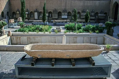 باغ موزه سنگ هفت تنان در شیراز