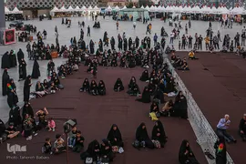 نمایشگاه «عطر سیب» در میدان آئینی امام حسین(ع)