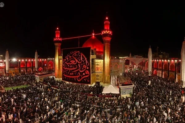 Kehadiran berjuta-juta jemaah ziarah di makam Alawi pada malam kesyahidan Imam Ali + gambar