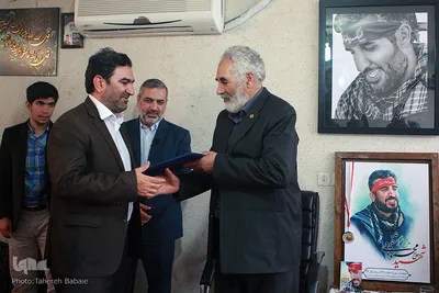 دیدار با خانواده شهید
