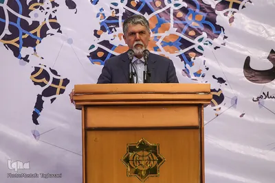  سید عباس صالحی، وزیر فرهنگ و ارشاد اسلامی