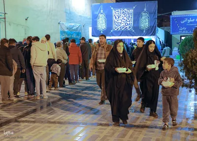 مهمان عزاي حضرت مادر بر سفره كريم بن كريم