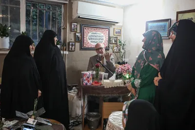 جشن روز معلم در جلسه آموزشی سیدمحسن موسوی‌بلده