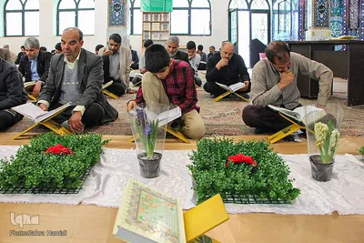 محفل جزء خوانی قرآن کریم در امامزادگان باقریه بیرجند