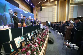 آیین اعطای نشان استاد ممتازی