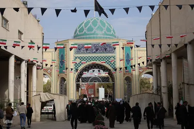 اقامه نماز عید فطر در مصلای اصفهان
