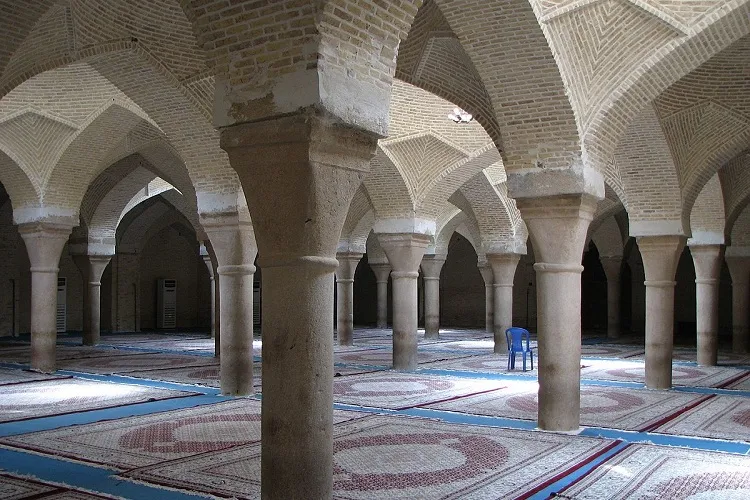 وضعیت مساجد در فارس ارتقا یابند