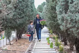 زیارت اهل قبور در آخرین پنجشنبه سال