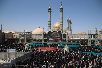 عزاداری ظهر عاشورا در حرم کریمه اهل بیت(ع)