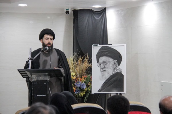 حجت‌الاسلام والمسلمین سید محمدهادی شفیعی، رئیس حوزه هنری انقلاب اسلامی خوزستان