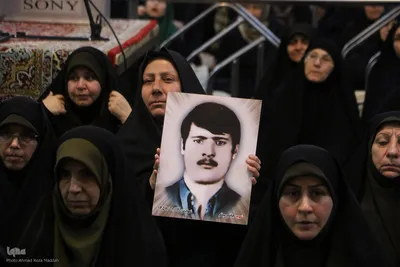 اجتماع بانوان «میثاق انقلابی» در حرم شاهچراغ (ع)