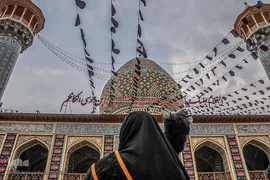 آیین تعویض پرچم آستان مقدس حضرت سید علاءالدین حسین(علیه السلام)‎‎