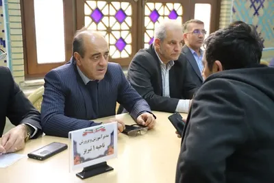 برپایی میز خدمت آموزش و پرورش آذربایجان شرقی در نمازجمعه تبریز