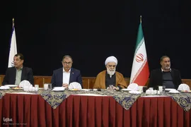 مراسم شعر خوانی شاعران بین المللی حوزه مقاومت
