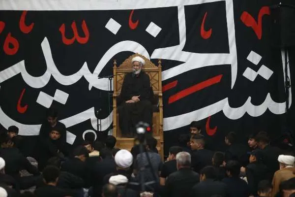 سیدالشهدا(ع) برای از بین بردن جهل قیام کردند