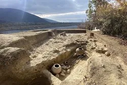 Arxeoloqlar Şəkidə qədim Albaniyanın yeni dəfn adətlərini aşkar edib - Foto