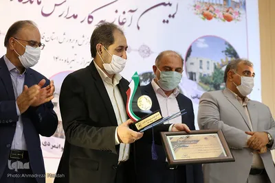 آیین آغاز به کار مدارس ماندگار در شیراز