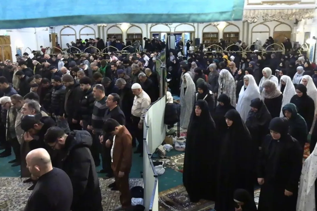 تجلی شکوه رمضانی در سایه بندگی روزه‌داران در مرکز اسلامی انگلیس