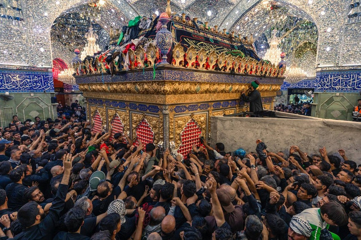 تقرير مصور | ملايين الزوار يحيون ذكرى أربعينية الإمام الحسين (ع) في كربلاء