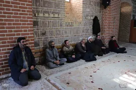 کرسی تلاوت قرآن در دانشگاه هنر اسلامی تبریز‎