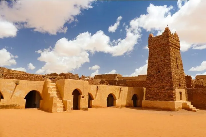 آیسسکو مسجد تاریخی شنقیط در موریتانی را بازسازی می‌کند
