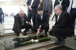 ادای احترام وزیر ارتباطات به شهدا