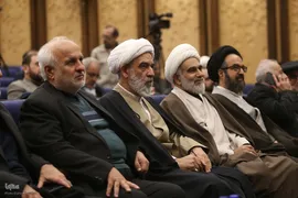 نشست تخصصی «انقلاب، جهاد و مقاومت و عزت بین‌المللی»