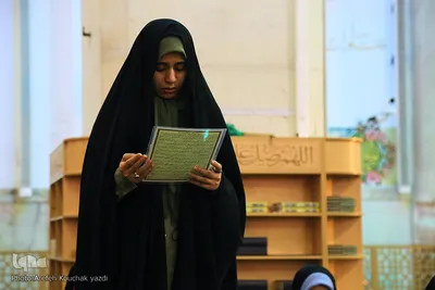 جشن آغاز سال تحصیلی با حضور دختران دانشجو