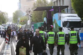 حواشی نماز بندگی و همبستگی عید فطر در تهران
