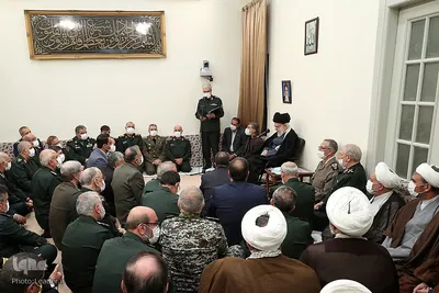 دیدار جمعی از فرماندهان ارشد نیروهای مسلح با رهبر معظم انقلاب