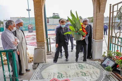 رونمایی از کتاب عکس «عالم پر تلاش»