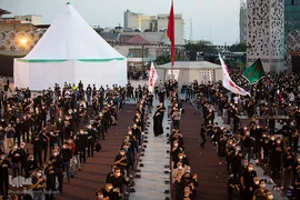 خیمه سوزان غروب عاشورا در میدان امام حسین(ع)