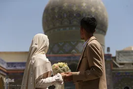 زیر سایه ضریح