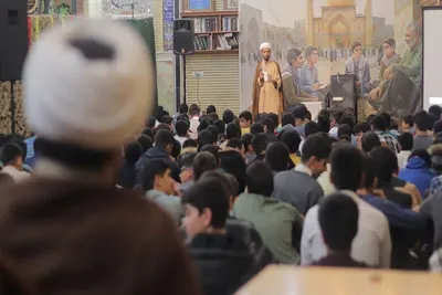 اعتکاف دانش آموزی در مرند