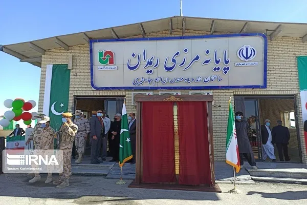 د ایران ریمدان سرحد د پاکستانیو زیارتوالو د تګ راتګ لپاره تیار دی