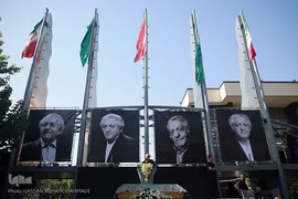 مراسم تشییع جنازه عزت الله انتظامی