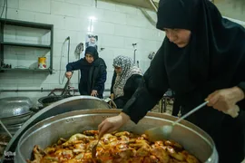 آشپزخانه‌های مقاومت: زنانی که در پشت خط مقدم، حامی امنیت شدند