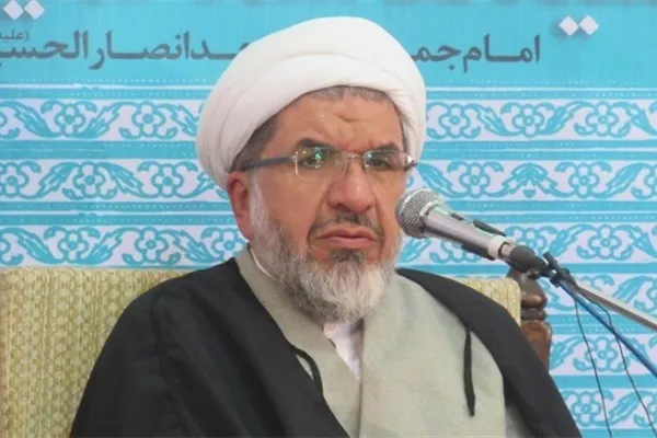 همه مشکلات کشور را پای امتحان الهی نگذاریم
