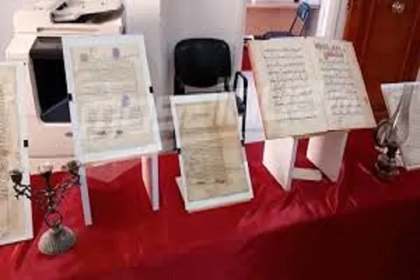 Découverte de manuscrits coraniques dans une mosquée de Kairouan